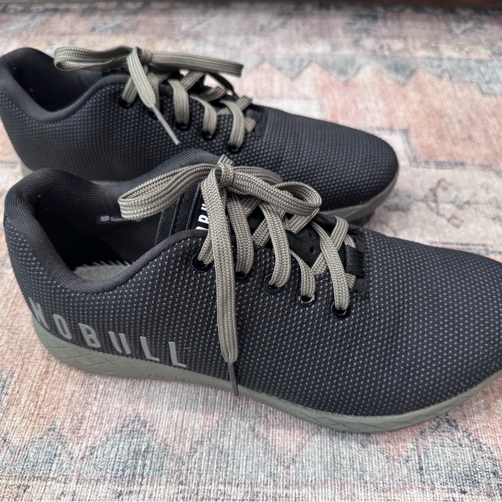 NOBULL Black and Green trainer shoes - size 9.5 men 11 women - Picture 5 of 8